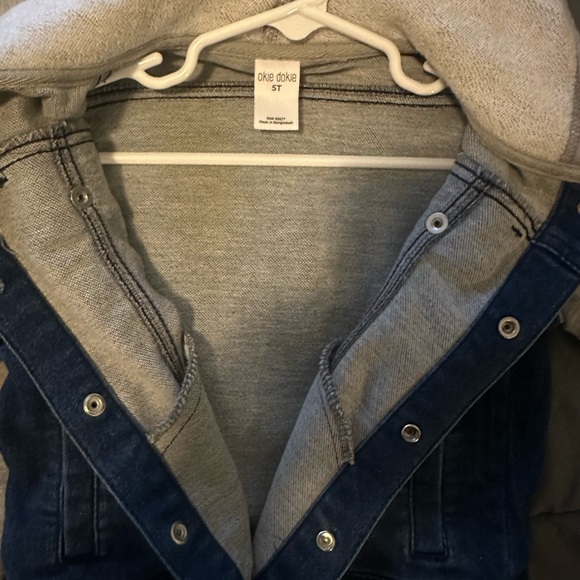 Jacket - Picture 5 of 5